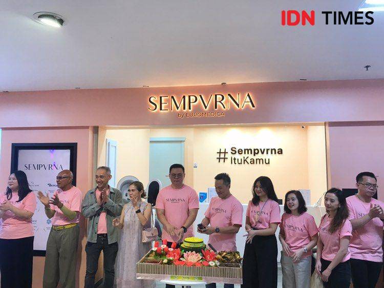 Pembukaan klinik Sempvrna di Cityplaza Jatinegara. 30 November 2024. (IDN Times/Hani Safanja)
