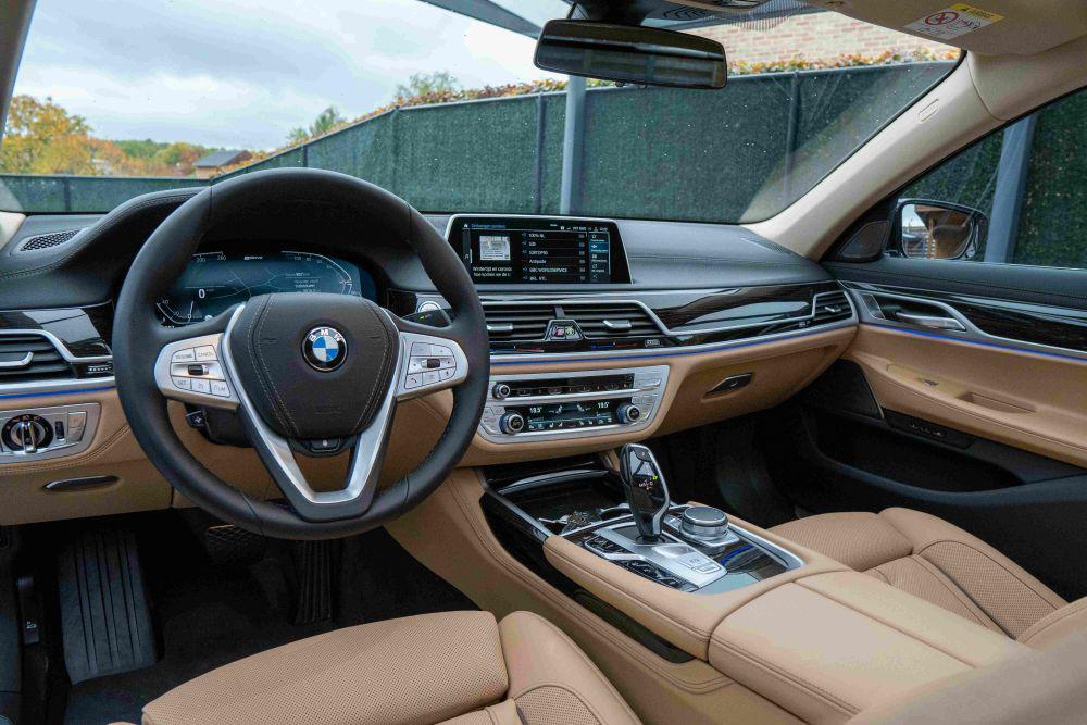 5 Manfaat Utama Teknologi Keyless Entry pada Mobil Modern