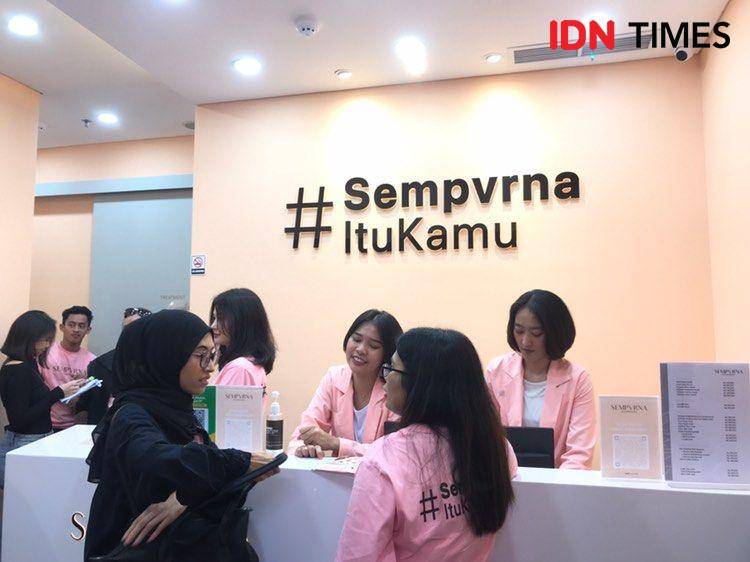 Pembukaan klinik Sempvrna di Cityplaza Jatinegara. 30 November 2024. (IDN Times/Hani Safanja)