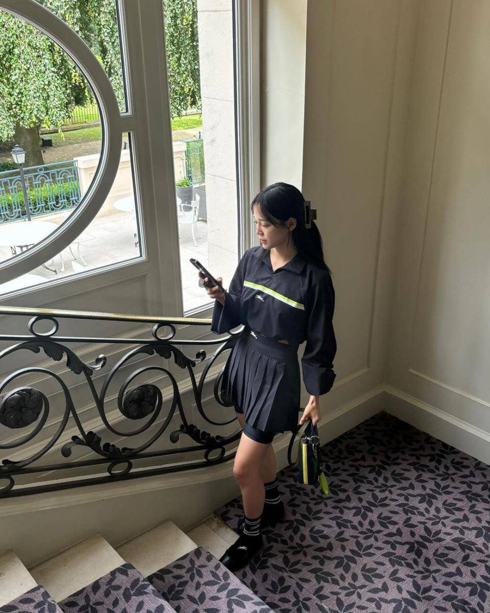 outfit ala Kim Se Jeong (instagram.com/@clean_0828)