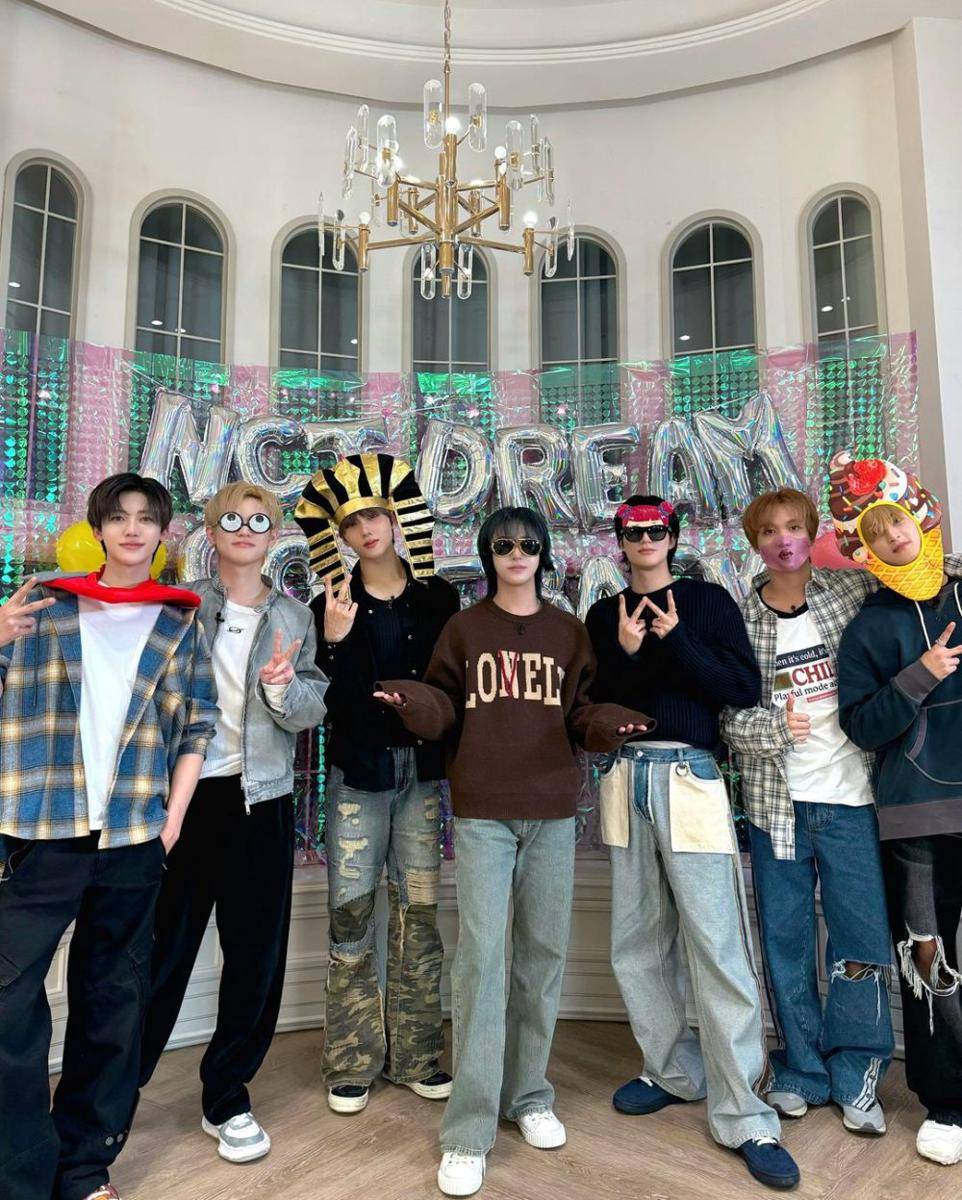 NCT DREAM (instagram.com/nct_dream)