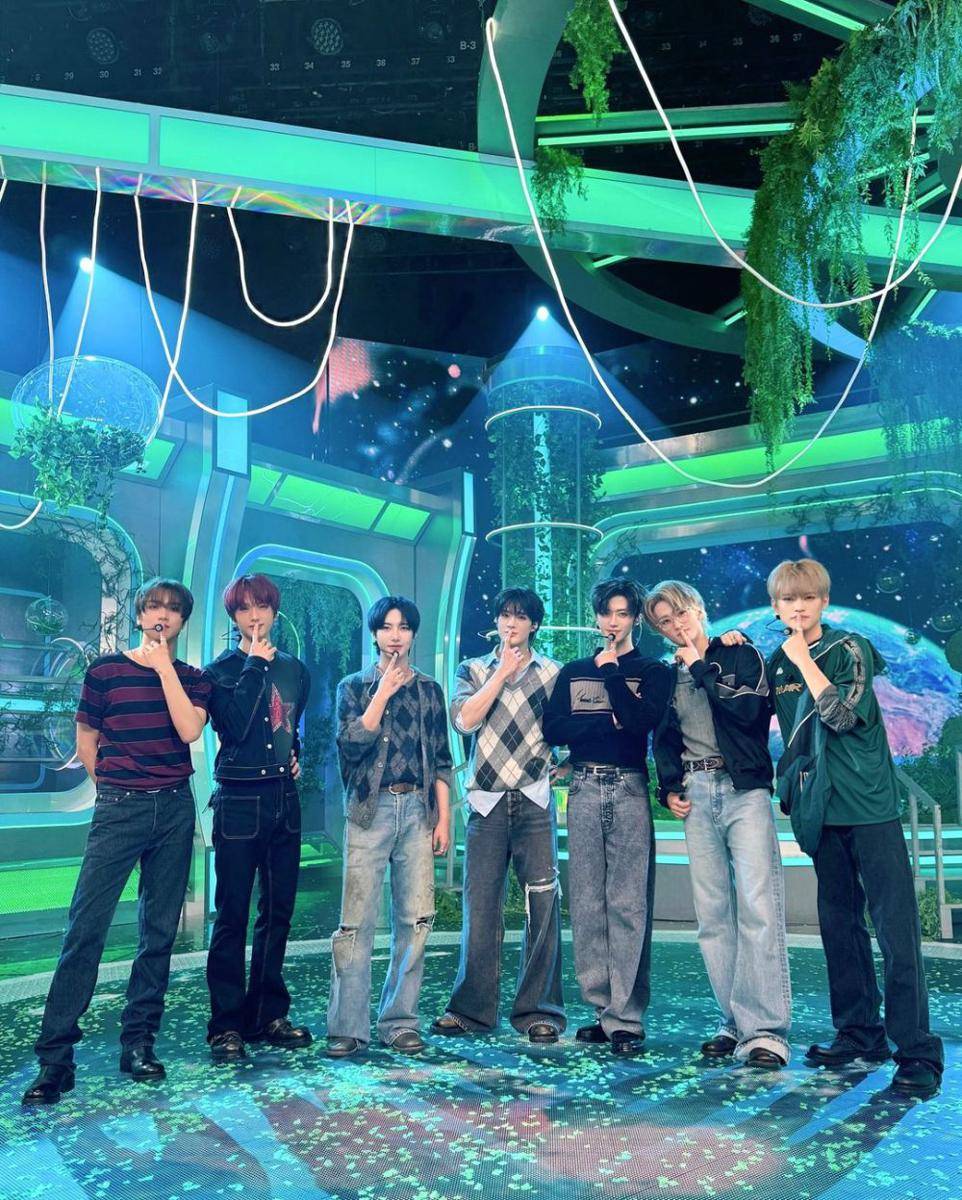 NCT DREAM (instagram.com/nct_dream\\)