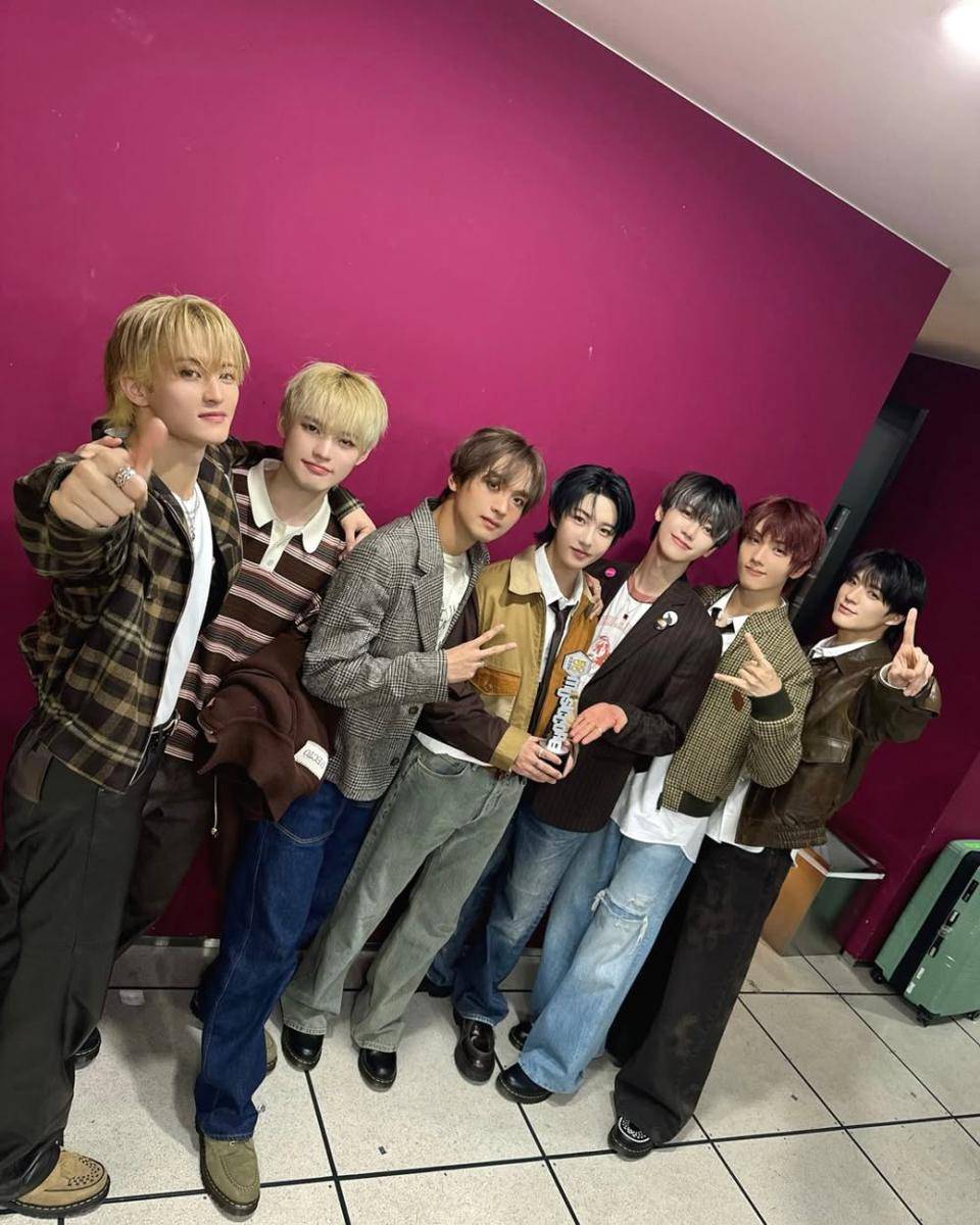 NCT DREAM (instagram.com/nct_dream)