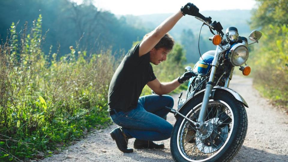Ciri-ciri Sepeda Motor Mengalami Overheat, Simak Ya!