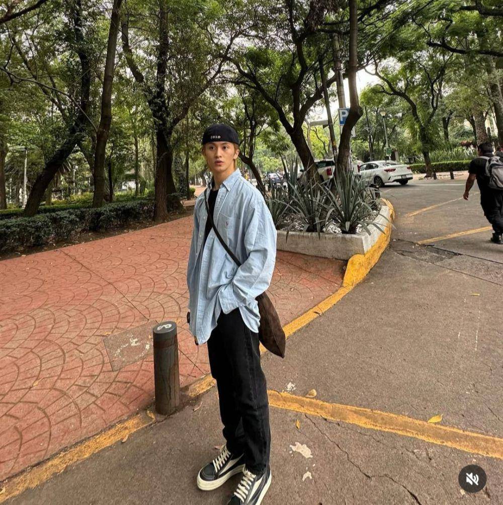 Mark NCT (instagram.com/onyourm__ark)
