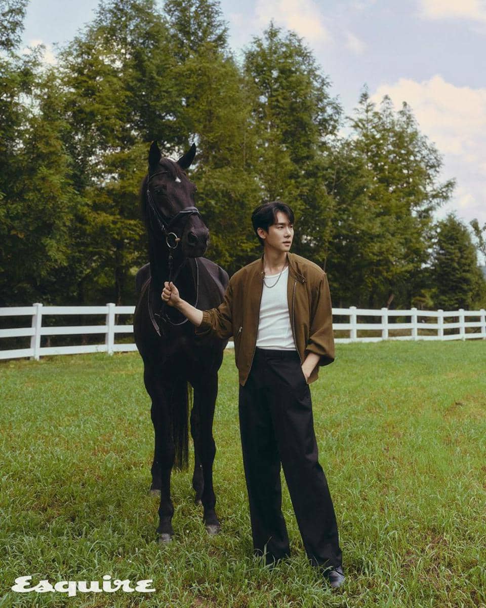 Yoo Yeon Seok (instagram.com/yoo_yeonseok)