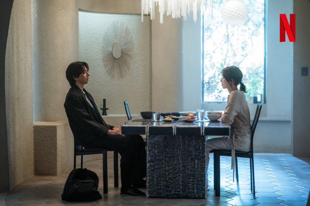 7 Peran Penting Noh In Ji untuk Han Jeong Won di The Trunk, Impactful!