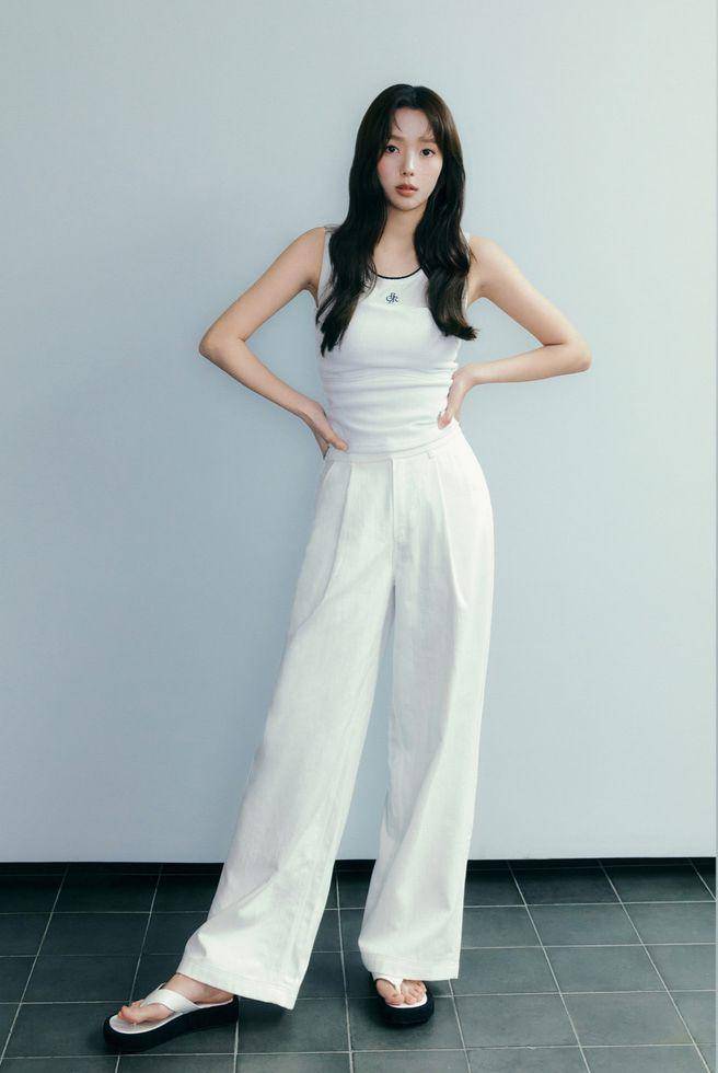 inspirasi outfit buat hangout ala Chae Soo Bin (instagram.com/citybreeze_official)