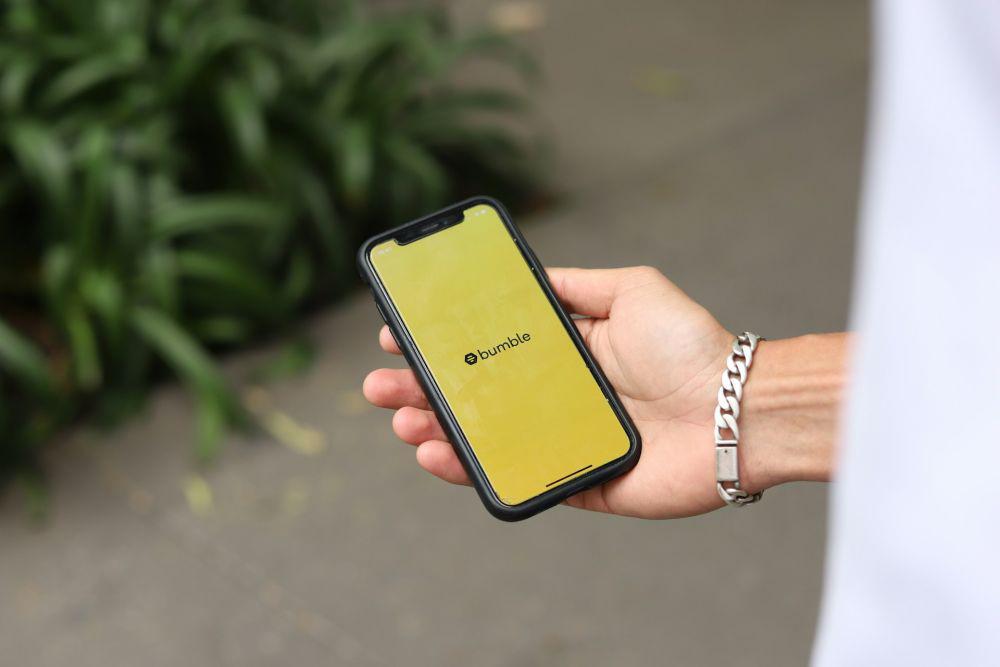 75 Ide Bio Bumble Lucu dan Menarik, Bisa Jadi Pickup Lines!