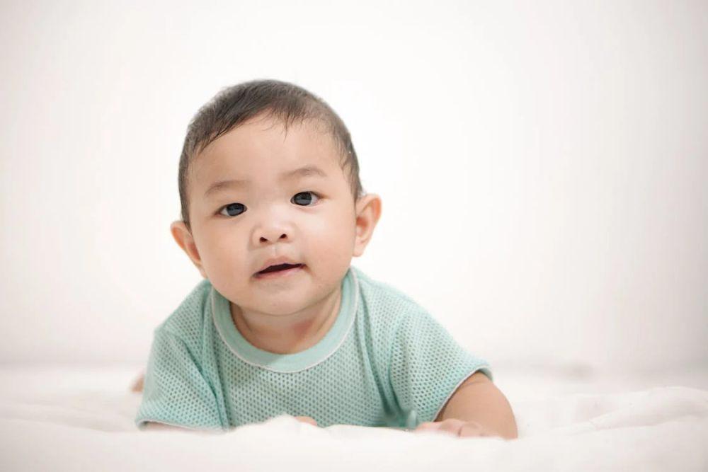 10 Ide Nama Anak Laki-Laki dari Bahasa Jawa yang Aesthetic