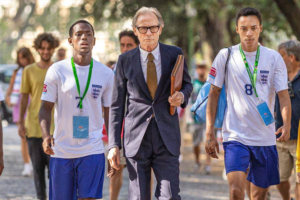 adegan dalam film The Beautiful Game. (dok. Netflix/The Beautiful Game)