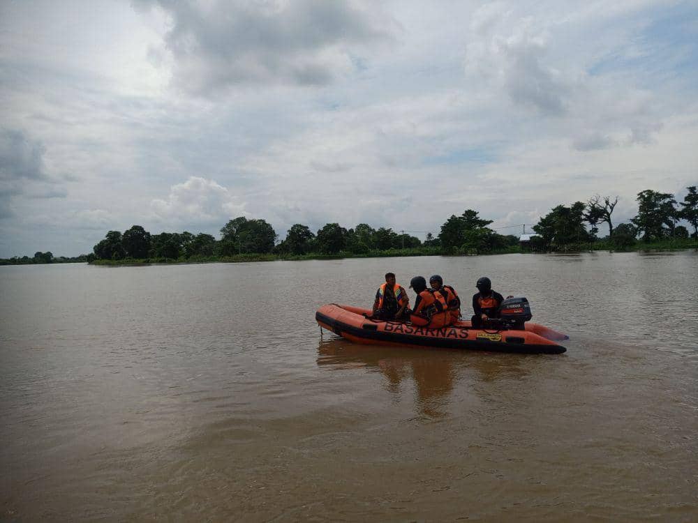 Proses pencarian korban tenggelam di Sungai Musi Muara Belida, Muara Enim (Dok: Basarnas Palembang)