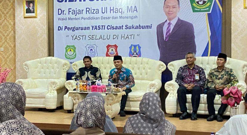 Wamen Dikdasmen RI Fajar Riza Ul Haq (IDN Times/Fatimah)