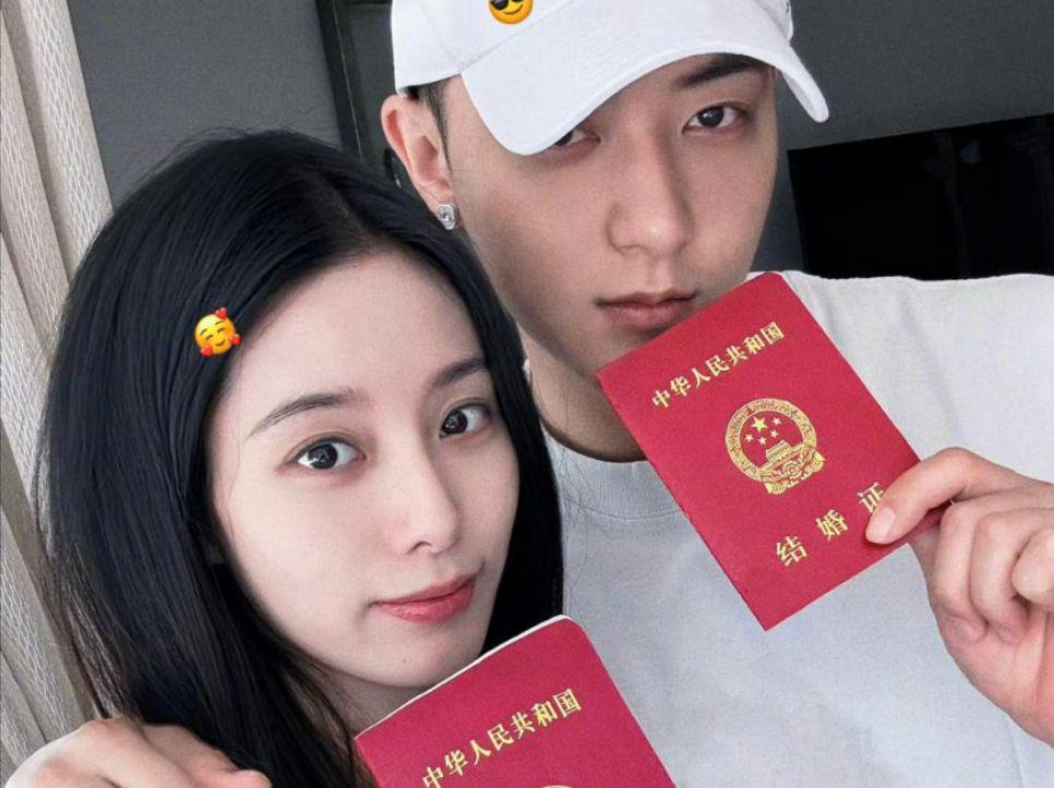 Tao eks EXO dan Xu Yiyang Resmi Menikah