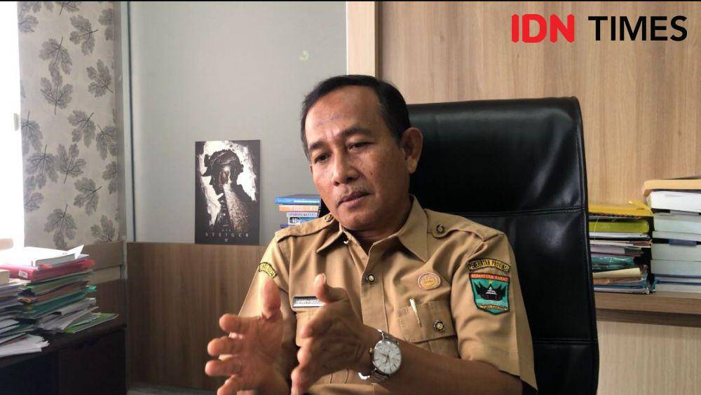 Kepala Dinas Energi dan Sumbar Daya Mineral (ESDM) Sumatra Barat, Herry Martinus (Foto: IDN Times/Halbert Caniago)