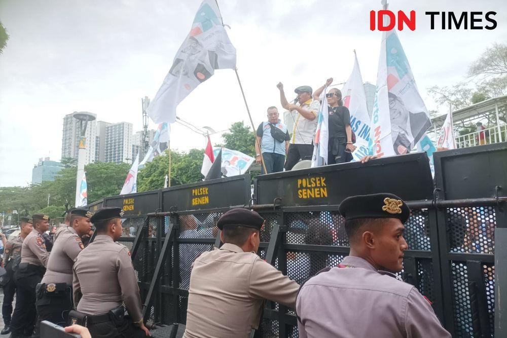 Pendukung Ridwan Kamil-Suswono Geruduk KPU DKI, Tegaskan Tidak Kalah