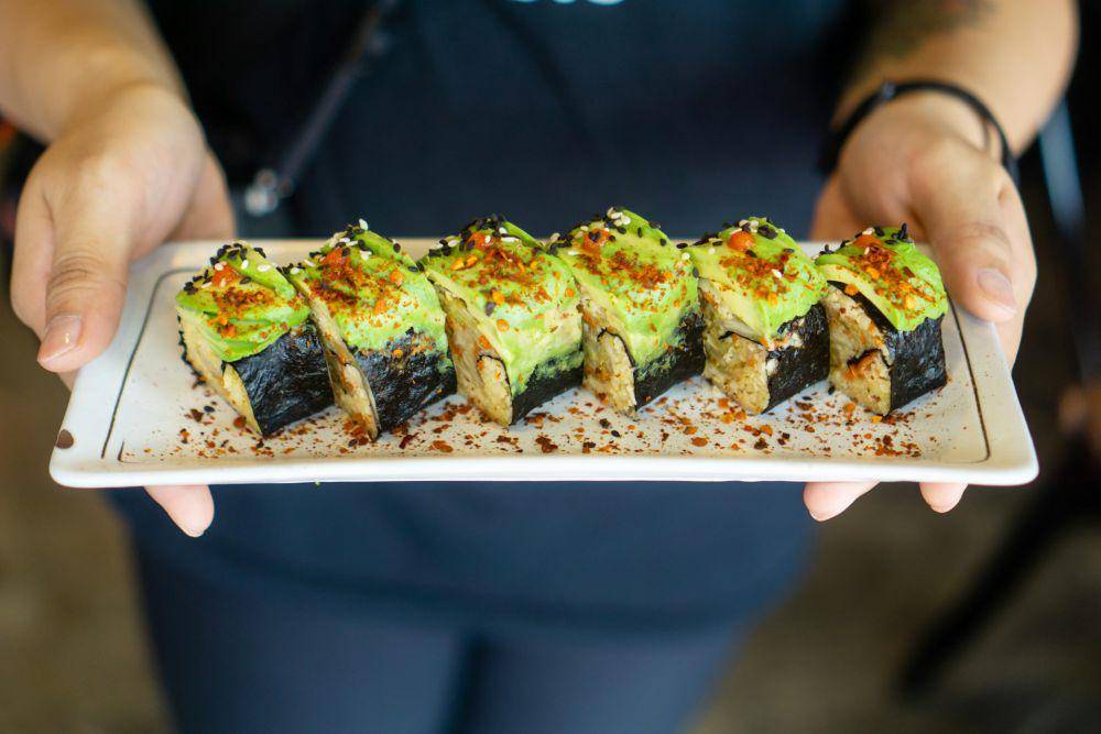 ilustrasi sushi roll (unsplash.com/abillion)
