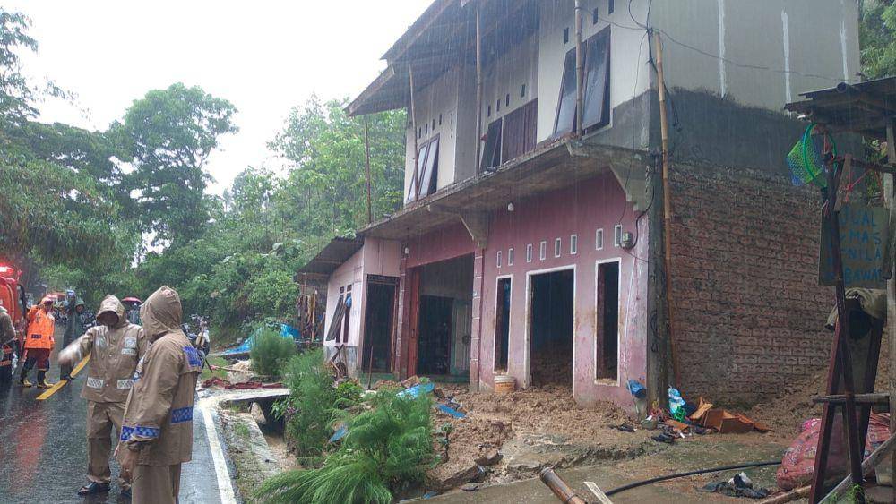 Longsor di Cianjur (IDN Times/Istimewa)