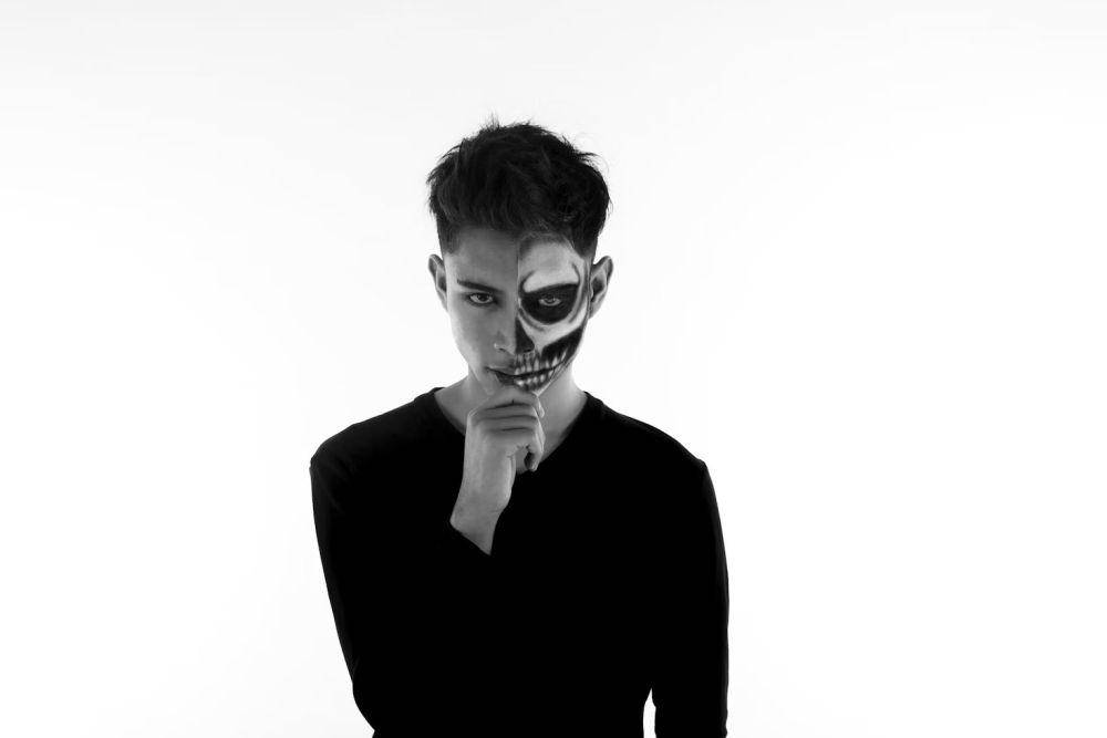 ilustrasi alter ego (unsplash.com/Syarafina Yusof)