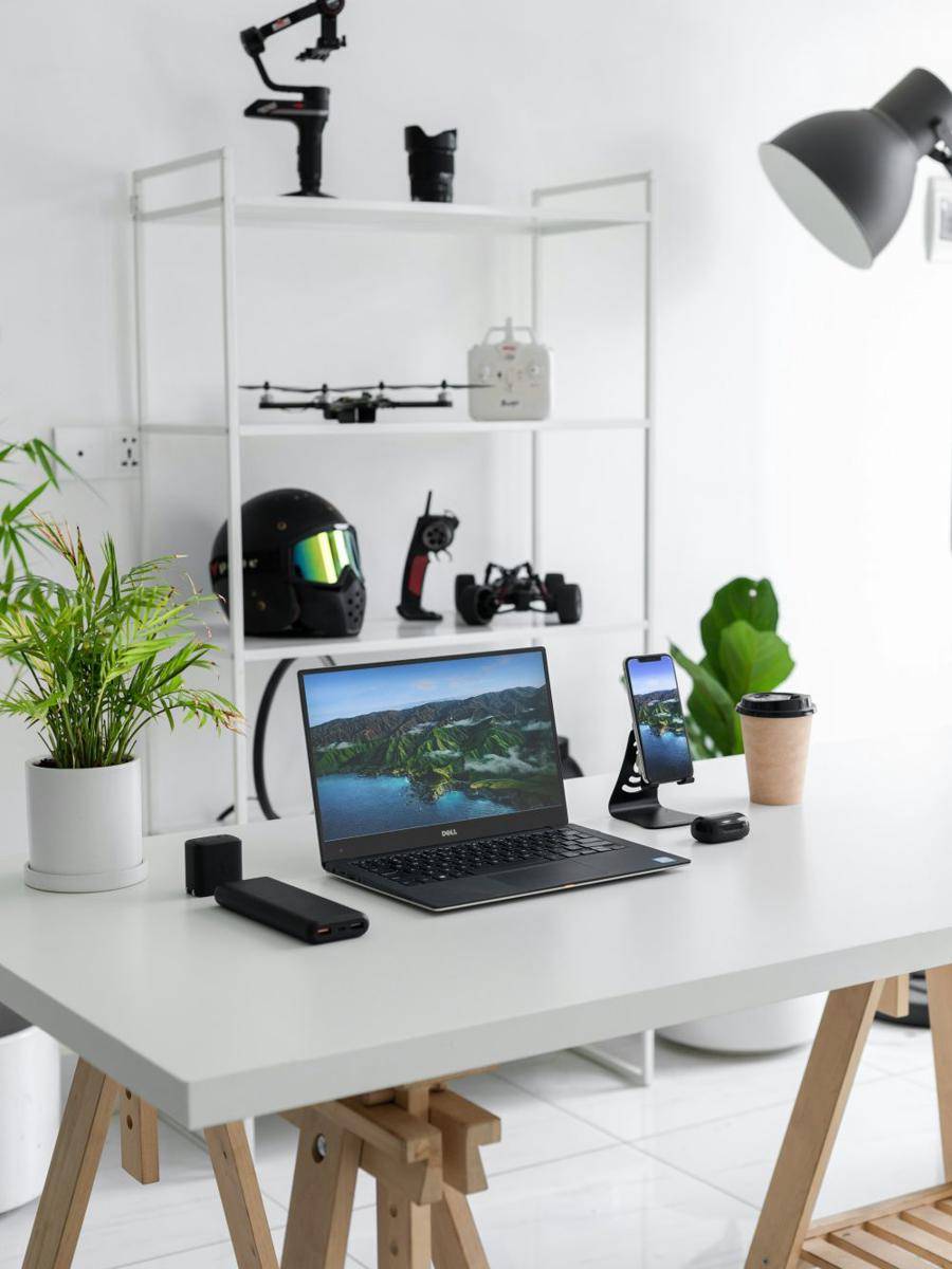 ilustrasi furnitur pendukung lainnya (unsplash.com/I'M ZION)