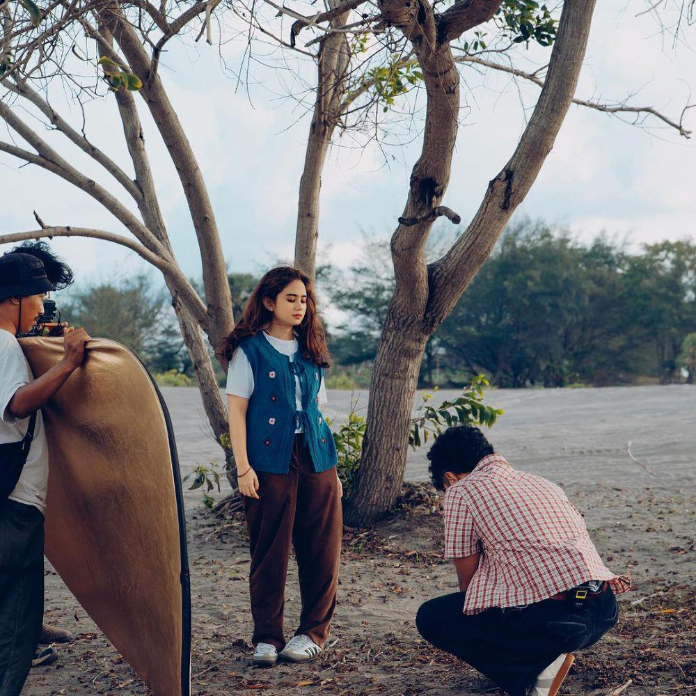 potret Tissa Biani syuting MV (instagram.com/tissabiani)