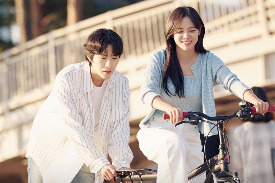 7 Cara Yoon Min Joo Menghibur Chae Yong Joo di Brewing Love