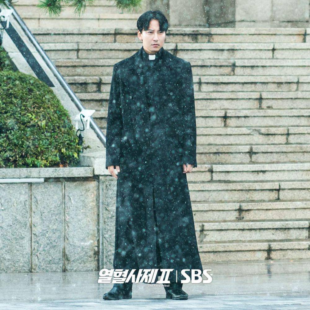 cuplikan drama The Fery Priest 2 (instagram.com/sbsdrama.official)