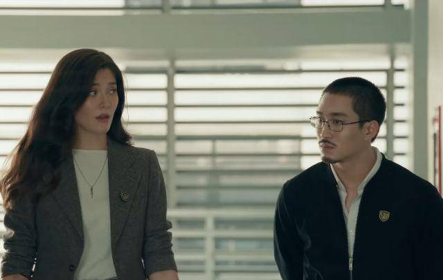 potret Maria Poonlertlarp dan Foei Patara dalam drama High School Frenemy (dok. GMMTV/High School Frenemy)