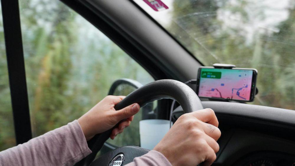 5 Rekomendasi Holder HP di Mobil, Harga di Bawah Rp150 Ribu!