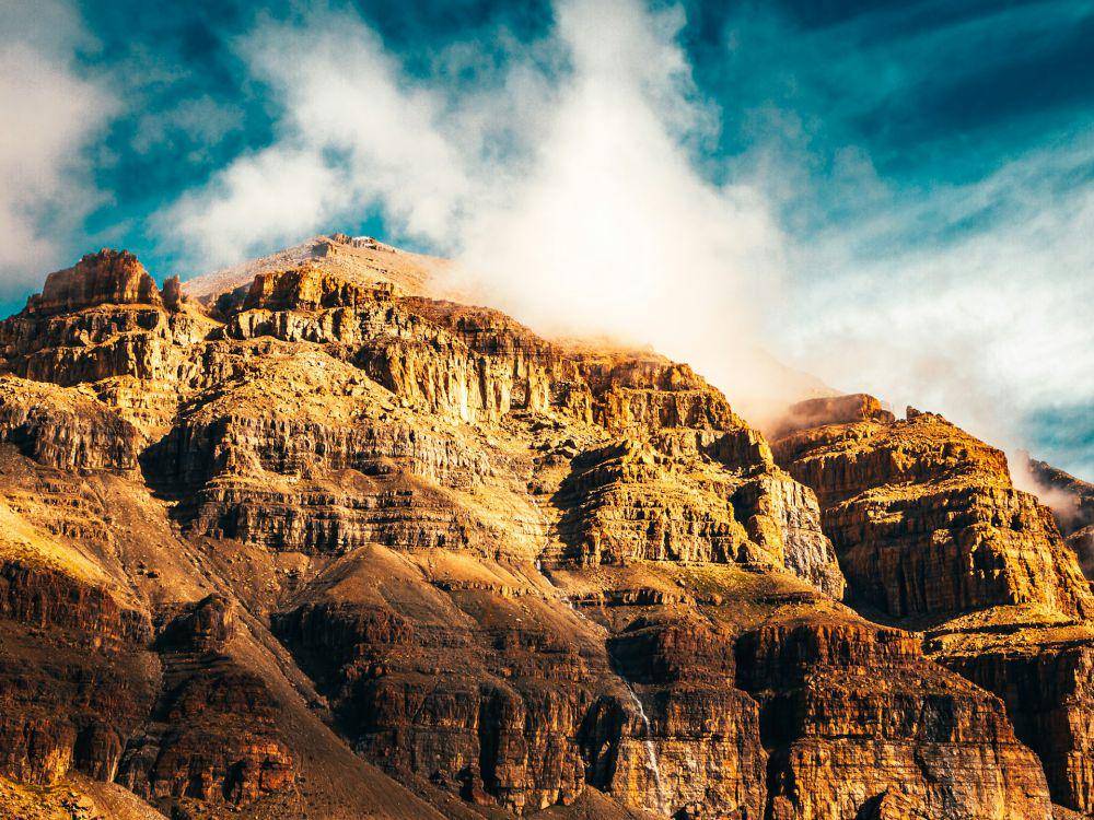 Gunung Kailash (unsplash.com/Raimond Klavins)
