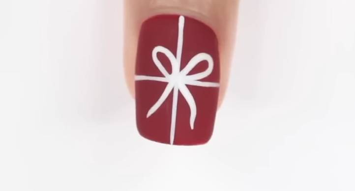 ide nail art natal (youtube.com/Gabby Angelique)