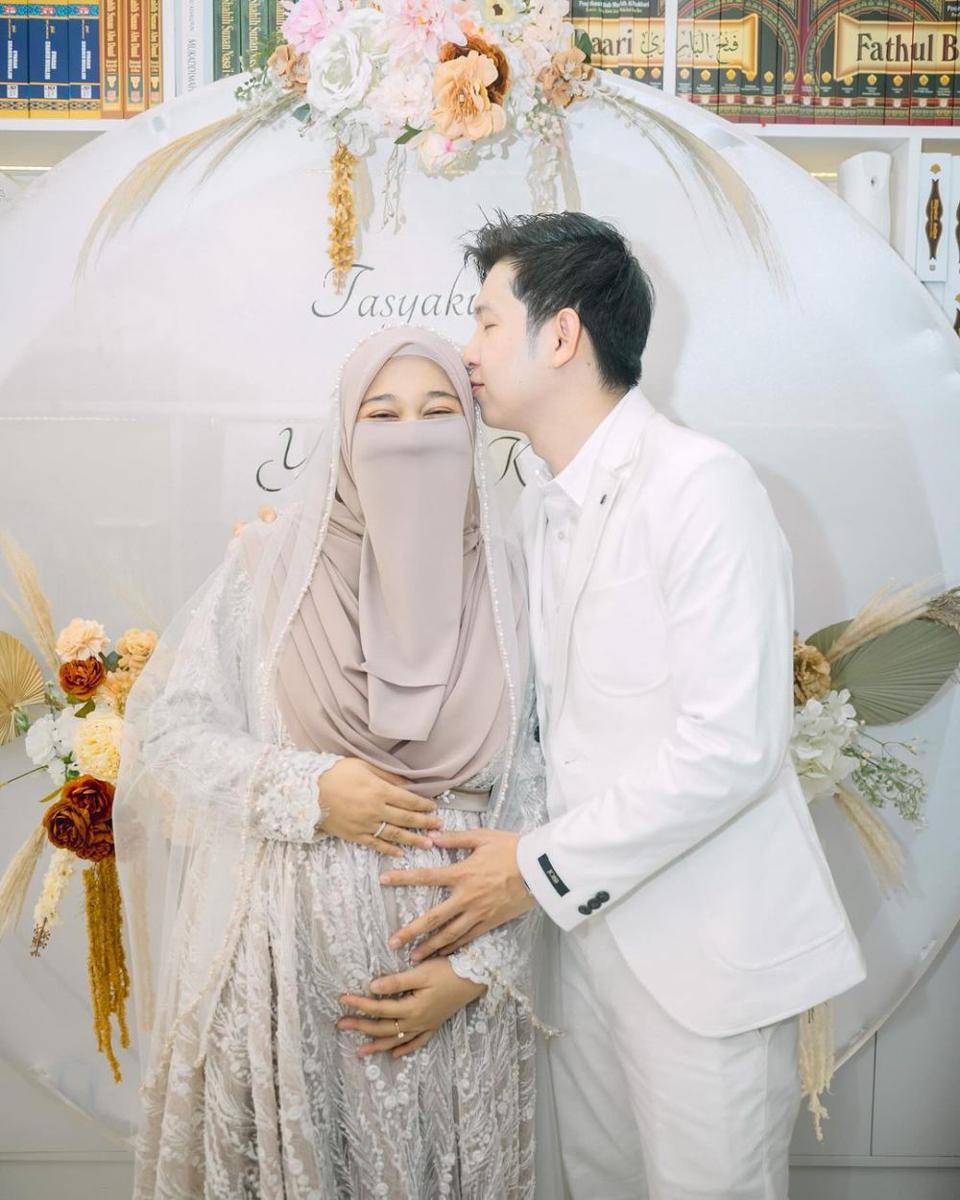 Pengajian empat bulanan istri Dennis Lim (Instagram.com/yundafaisyah)