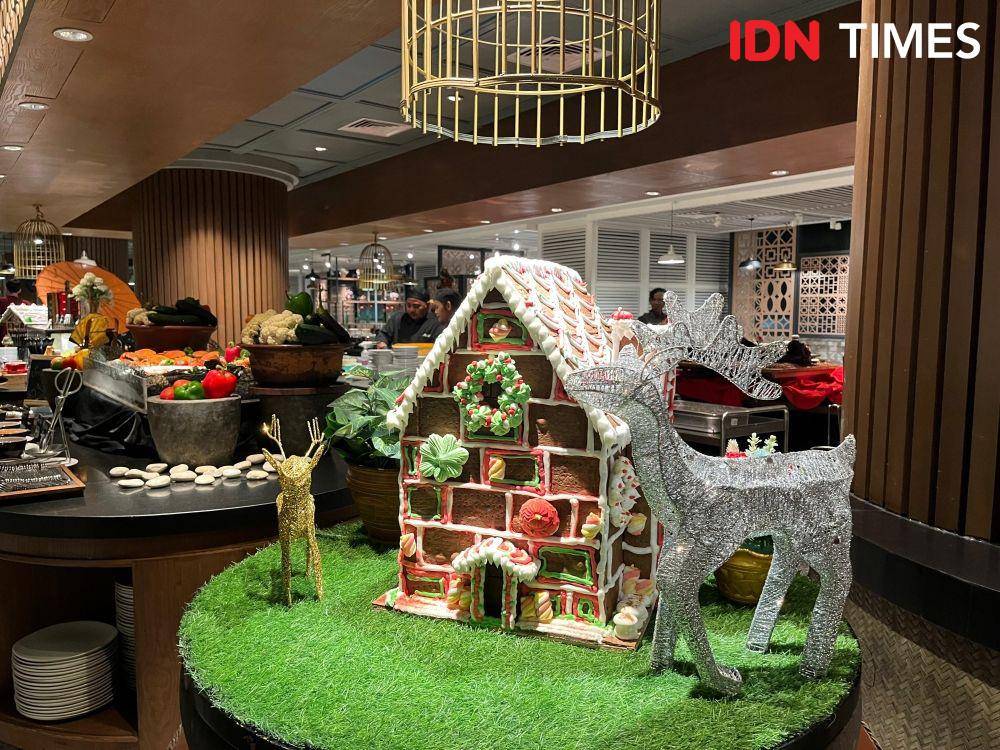 Potret kemeriahan Natal di DoubleTree by Hilton Surabaya (IDN Times/Fina Wahibatun Nisa)