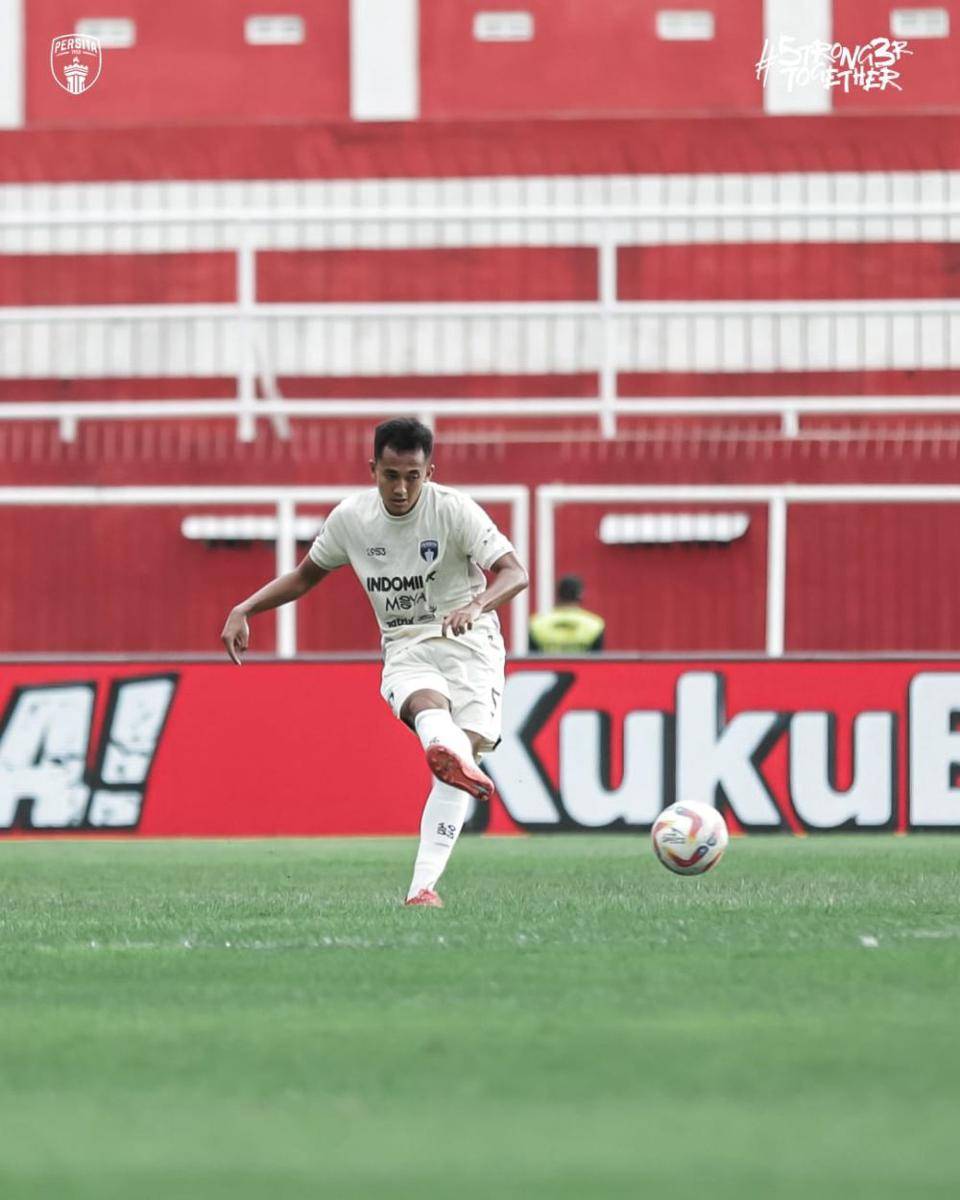 Pemain Persita Tangerang saat lawan Arema FC. instagram.com/persita.official