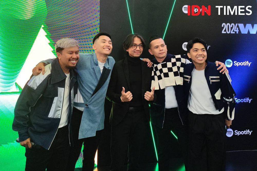 Tim SAR Benarkan Fiersa Besari Ikut Pendakian Cartenz