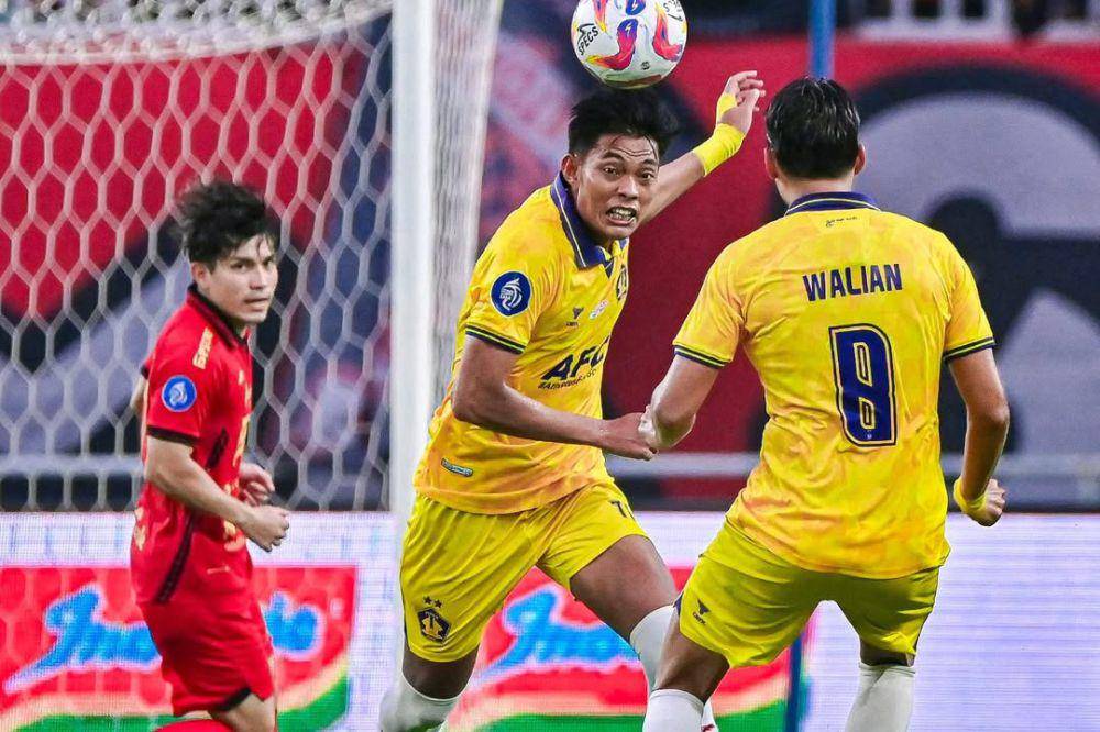 Persik Kediri dalam laga menghadapi Persija Jakarta pada pekan ke-12 Liga 1 2024/2025. (instagram.com/persikfcofficial)