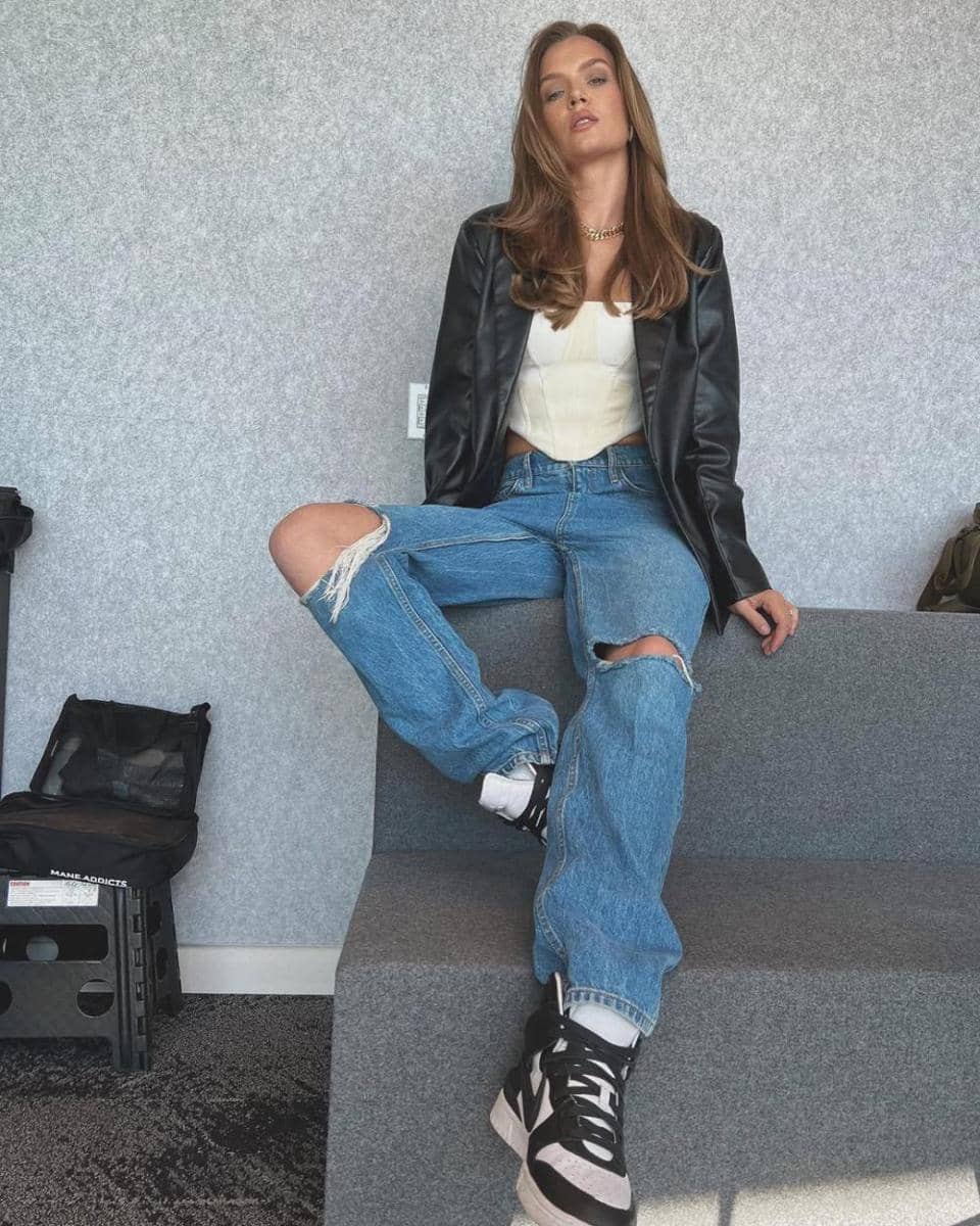 daily outfit ala Josephine Skriver (instagram.com/josephineskriver)