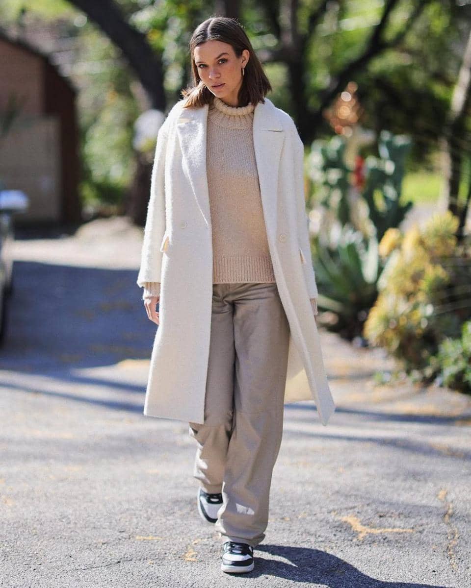 daily outfit ala Josephine Skriver (instagram.com/josephineskriver)