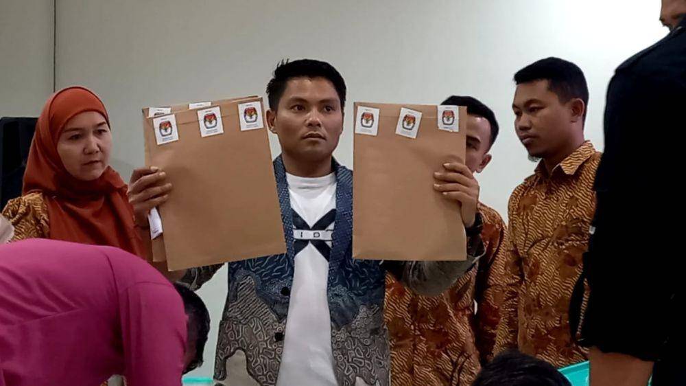Proses rekapitulasi yang digelar KPU Trenggalek. IDN Times/ istimewa