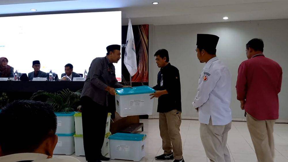 Proses rekapitulasi yang digelar KPU Trenggalek. IDN Times/ istimewa