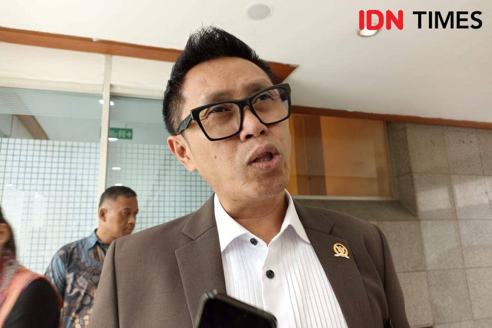 Sekjen PAN, Eko Patrio siap beri karpet biru untuk Jokowi dan keluarganya. (IDN Times/Amir Faisol)