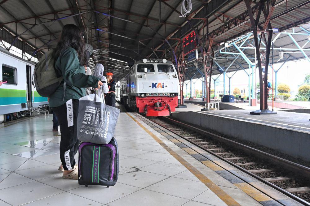 Menhub Sebut 94,67 Juta Orang Traveling Selama Nataru 2024/2025