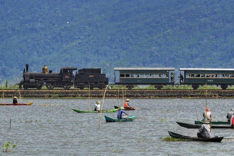 Potret pemandangan di rute KA Wisata Heritage Ambarawa (kaiwisata.id)