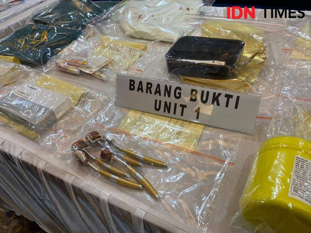 Polda Metro ungkap kasus klinik kecantikan abal-abal milik TikTokers Ria Agustina (IDN Times/Irfan Fathurohman)