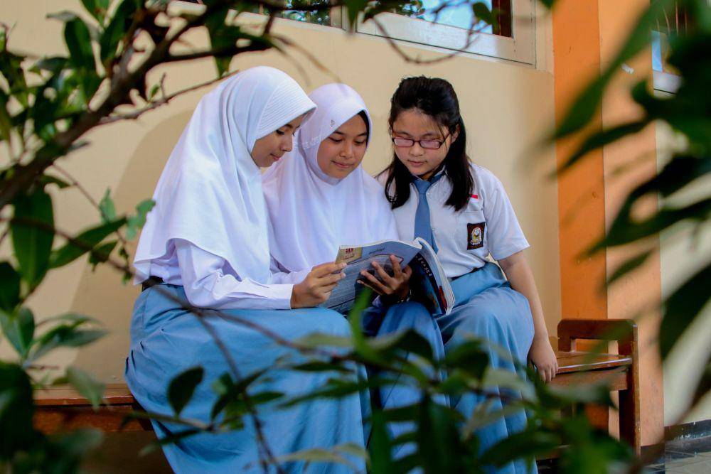 ilustrasi siswa penerima PIP (unsplash.com/Ed Us)
