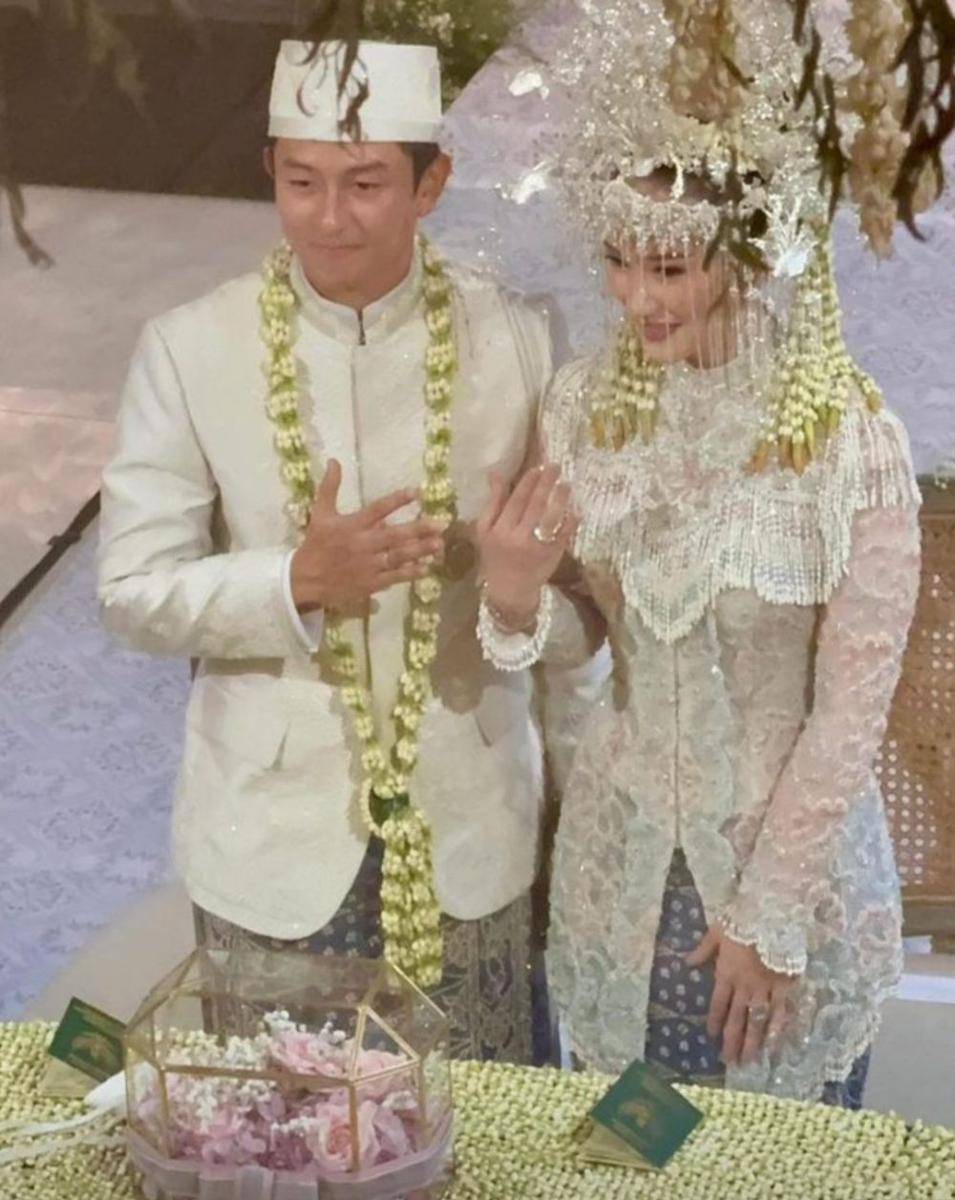Akad nikah Rio Haryanto dan Athina Papadimitriou. (Instagram.com/anandamikola27)