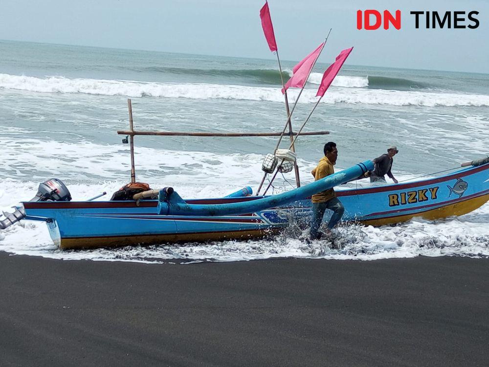 Badai di Pantai Bantul dan Gunungkidul, Nelayan Pilih Libur Melaut