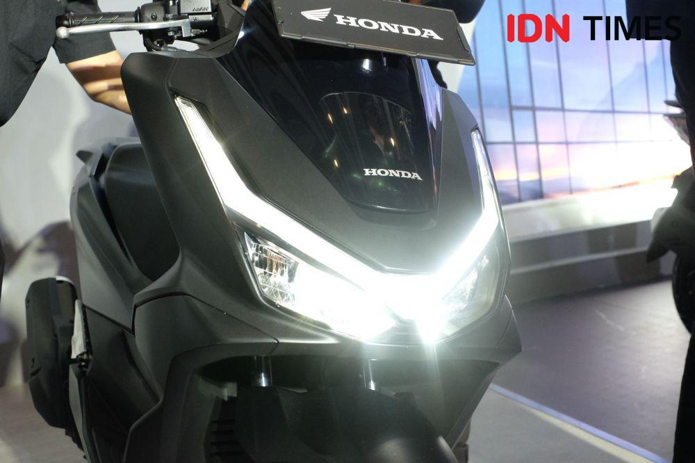 Adu Spesifikasi Yamaha NMAX Turbo vs New Honda PCX 160