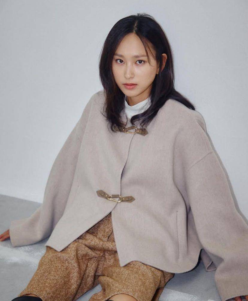 potret Ryu Hye Young (Instagram.com/ryuniverse328)