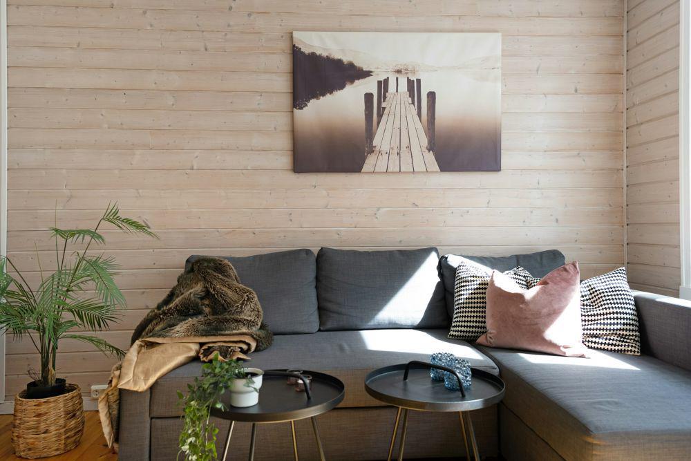 7 Tips Membuat Ruang Tamu Outdoor Minimalis di Rumah yang Lagi Trend